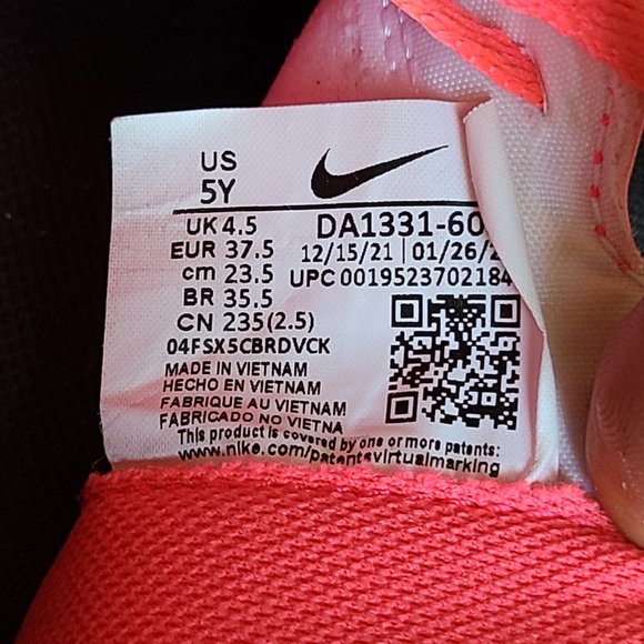 NIKE JR. TIEMPO LEGEND 9 Club, FG/MG Soccer Cleats - Youth size 5Y - Picture 11 of 11